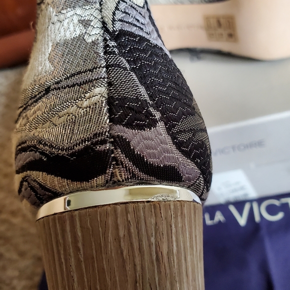 NIB POUR LA VICTOIRE Rickie Brocade Steel Grey High Heel Ankle Boots sz 10 - Picture 13 of 16